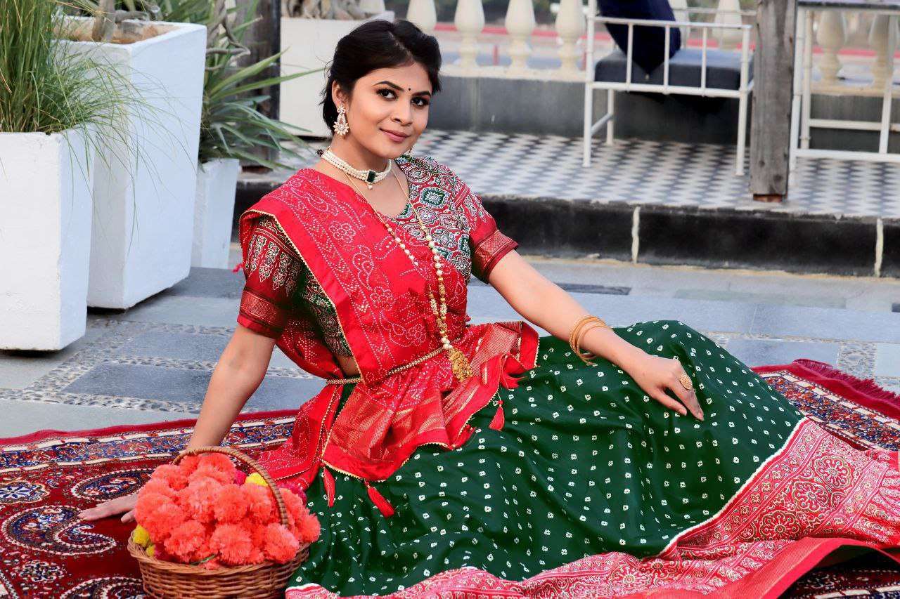 Women's Traditional Bandhani Ghagra Choli with Dupatta ? Navratri & Festive Wear